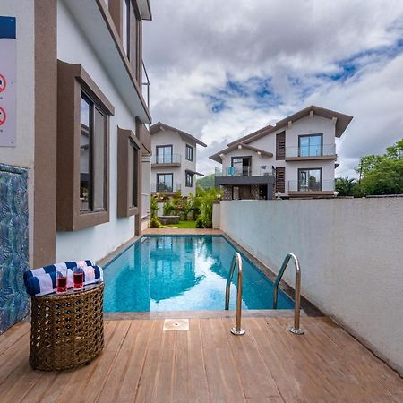 Saffronstays Aster, Plunge Pool Villa With Garden, โลนาวาลา ภายนอก รูปภาพ
