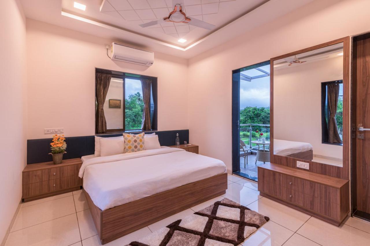Saffronstays Aster, Plunge Pool Villa With Garden, โลนาวาลา ภายนอก รูปภาพ